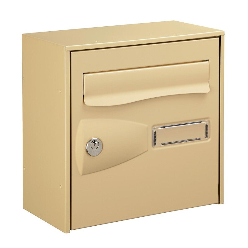 Boîte aux lettres demi-format citadis simple face coloris beige. pour tous vos besoins en quincaillerie, faites confiance à materiel.ci - Côte d'Ivoire, votre boutique en ligne en Côte d'Ivoire. un large choix de produits disponibles à portée de clic.