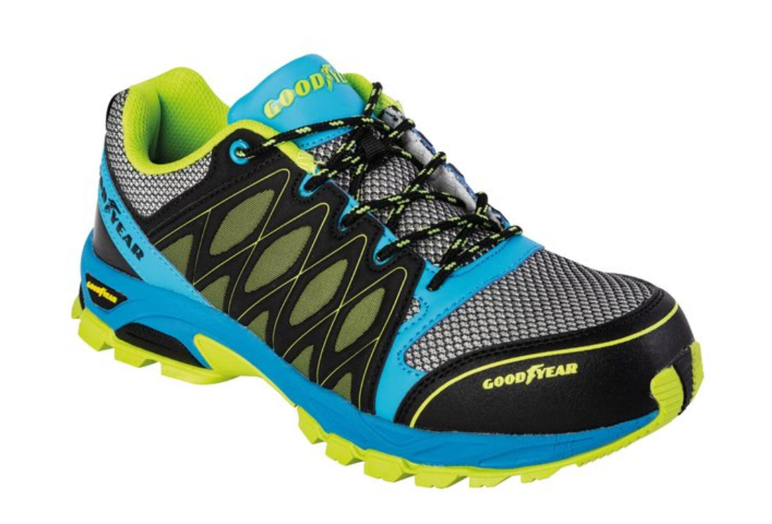 Chaussures basses sécurité type running - silverstone goodyear, taille 43. pour des achats de quincaillerie en toute simplicité, choisissez materiel.ci - Côte d'Ivoire, votre boutique en ligne en Côte d'Ivoire. un service rapide et des produits de qualité.