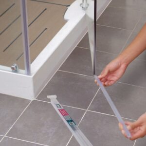 Joint geb bas de porte de douche double-lèvres, translucide, étui baguette 1 mètre pour verre 5 à 8mm réf 512369. materiel.ci - Côte d'Ivoire, c'est la boutique en ligne qui simplifie vos achats de quincaillerie en Côte d'Ivoire. trouvez tout ce dont vous avez besoin pour vos projets de bricolage et de construction.