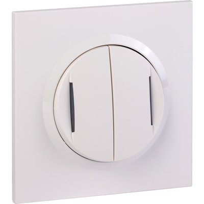 Legrand - transformeur pour réaliser 5 fonctions lumineuses dooxie one livré avec plaque carrée blanche et griffes réf 600730. materiel.ci - Côte d'Ivoire, c'est la boutique en ligne qui simplifie vos achats de quincaillerie en Côte d'Ivoire. trouvez tout ce dont vous avez besoin pour vos projets de bricolage et de construction.