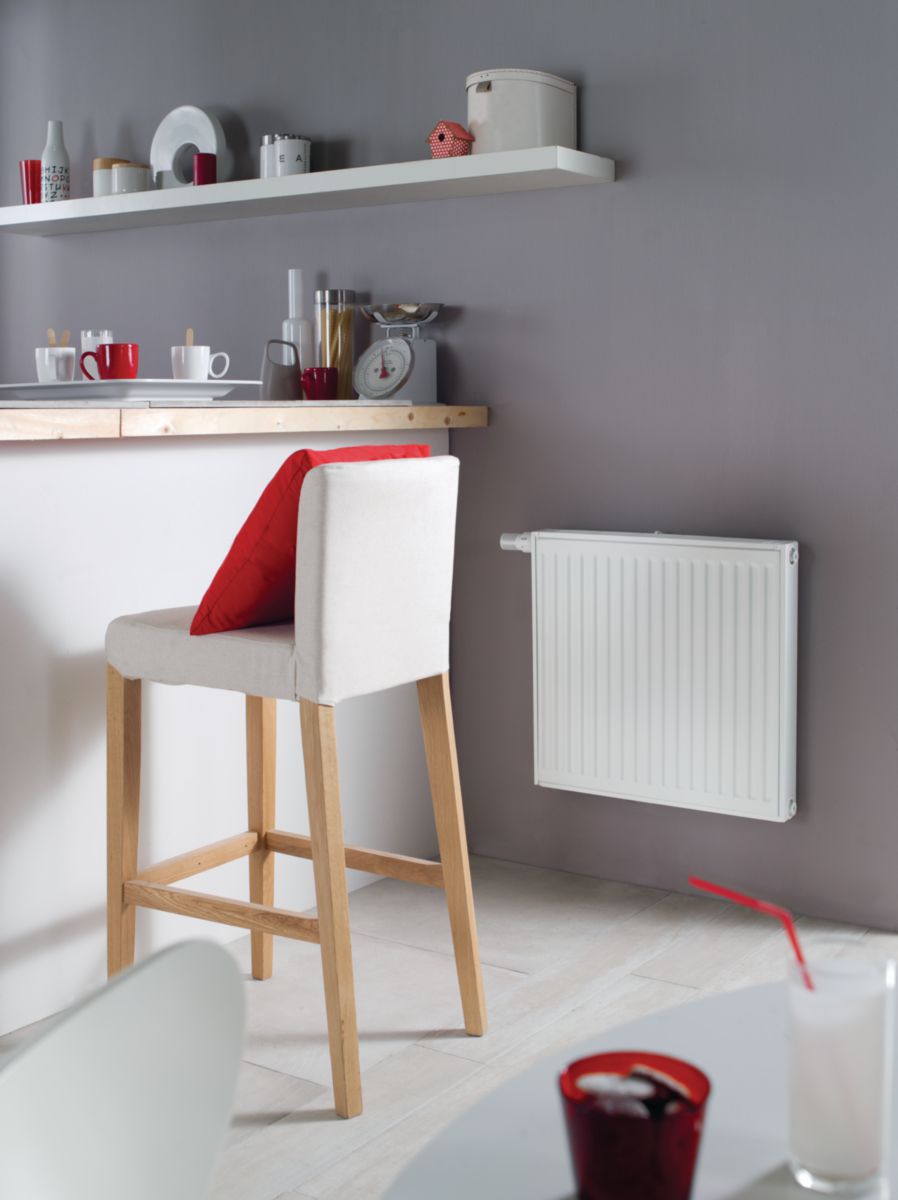 Radiateur chappee panneau samba gamme horizontale 4 orifices type 21 habillé acier hauteur 900 mm longueur 500 mm 15 éléments 896 watts réf. cc215h9. materiel.ci - Côte d'Ivoire vous offre une sélection inégalée d'articles de quincaillerie en ligne en Côte d'Ivoire. commandez facilement et bénéficiez d'une livraison rapide et fiable.