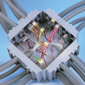 Boîte dérivation pavillonnaire 4000 cm3 280x270 h 105 46 entrées. disponible abidjan cote d'ivoire.