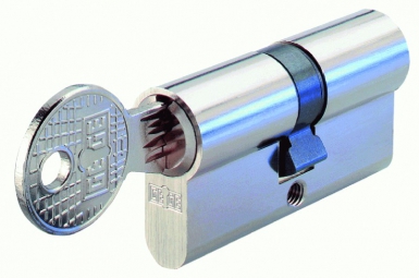 CYLINDRE EUROPA B30X30 LN/PG K070195. Quincaillerie Sénégalaise met à votre disposition une gamme complète de solutions pour vos besoins en bâtiment et plomberie. Qualité, fiabilité et rapidité sont nos maîtres mots. Faites vos achats en ligne en toute sérénité.