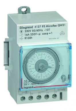 Interrupteur horaire analogique modulaire programmable manuel hebdomadaire - cadran vertical avec réserve de marche. disponible abidjan cote d'ivoire.