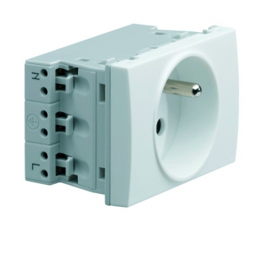 Spécial goulottes prises de courant 2p + t 16 a - b pure. disponible abidjan cote d'ivoire.