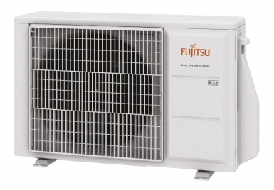 U/ex takao m2 5200w aoyg18 r32. disponible abidjan cote d'ivoire.