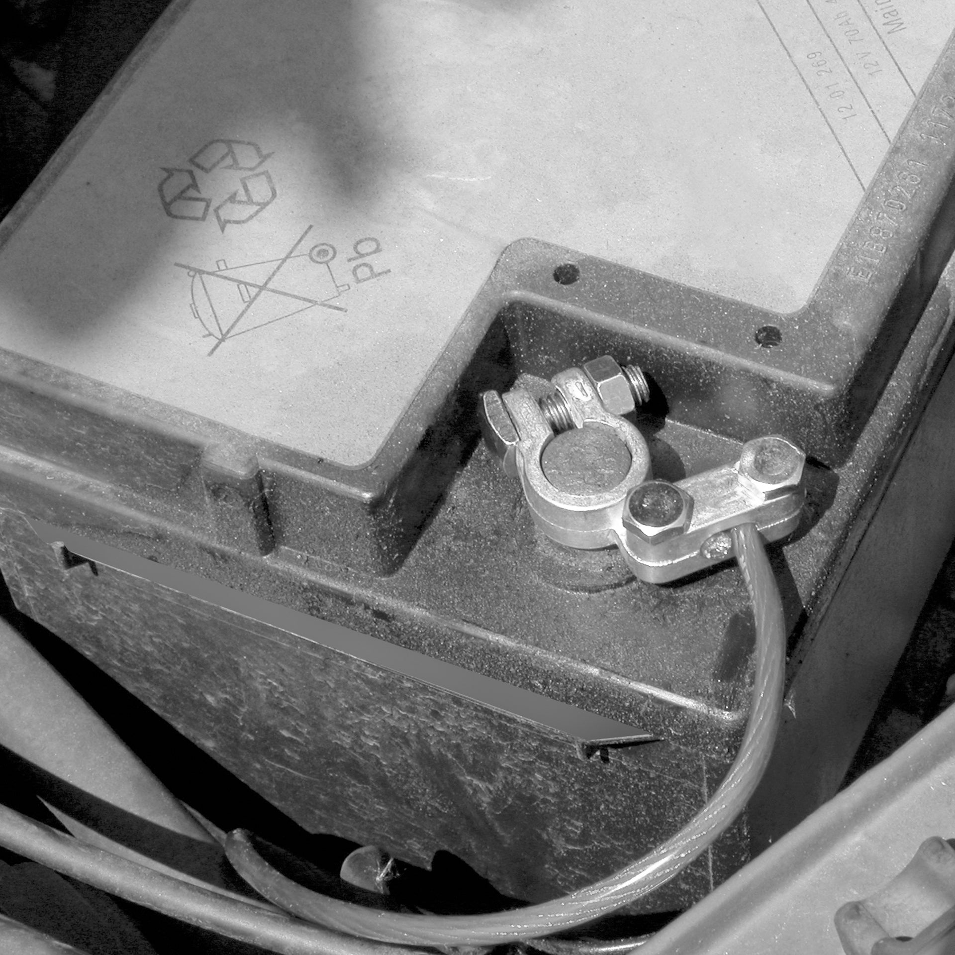 Cosses de batterie revetement fer/laiton (+/- ) – Image 2